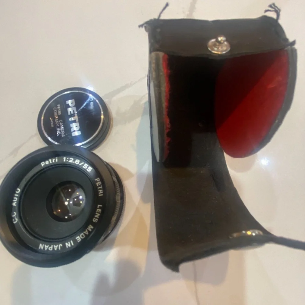 Petri 55mm Lens f2.8 Cap